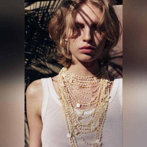 NWTโZARA BEADED SHELLโNECKLACE - Picture 3 of 8